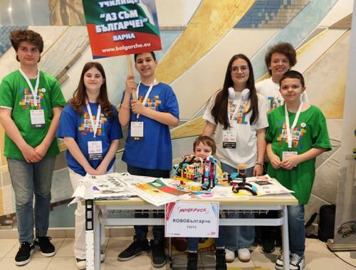 Заслужени сертификати и медали от международното състезание FIRST LEGO League